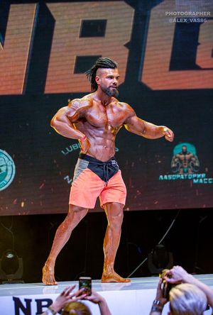 MEN‘S PHYSIQUE +179